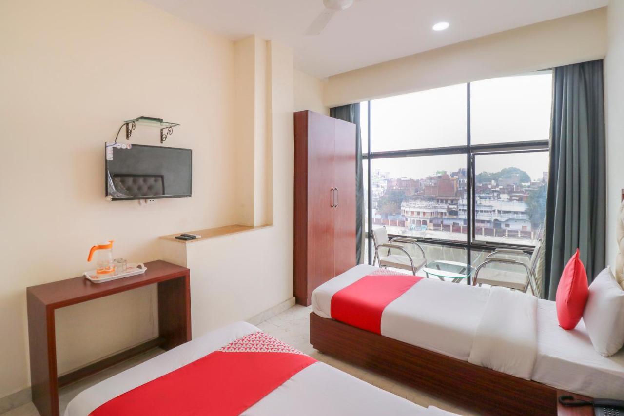 Hotel Oyo Flagship 69860 Mastana Palace Varanasi Esterno foto