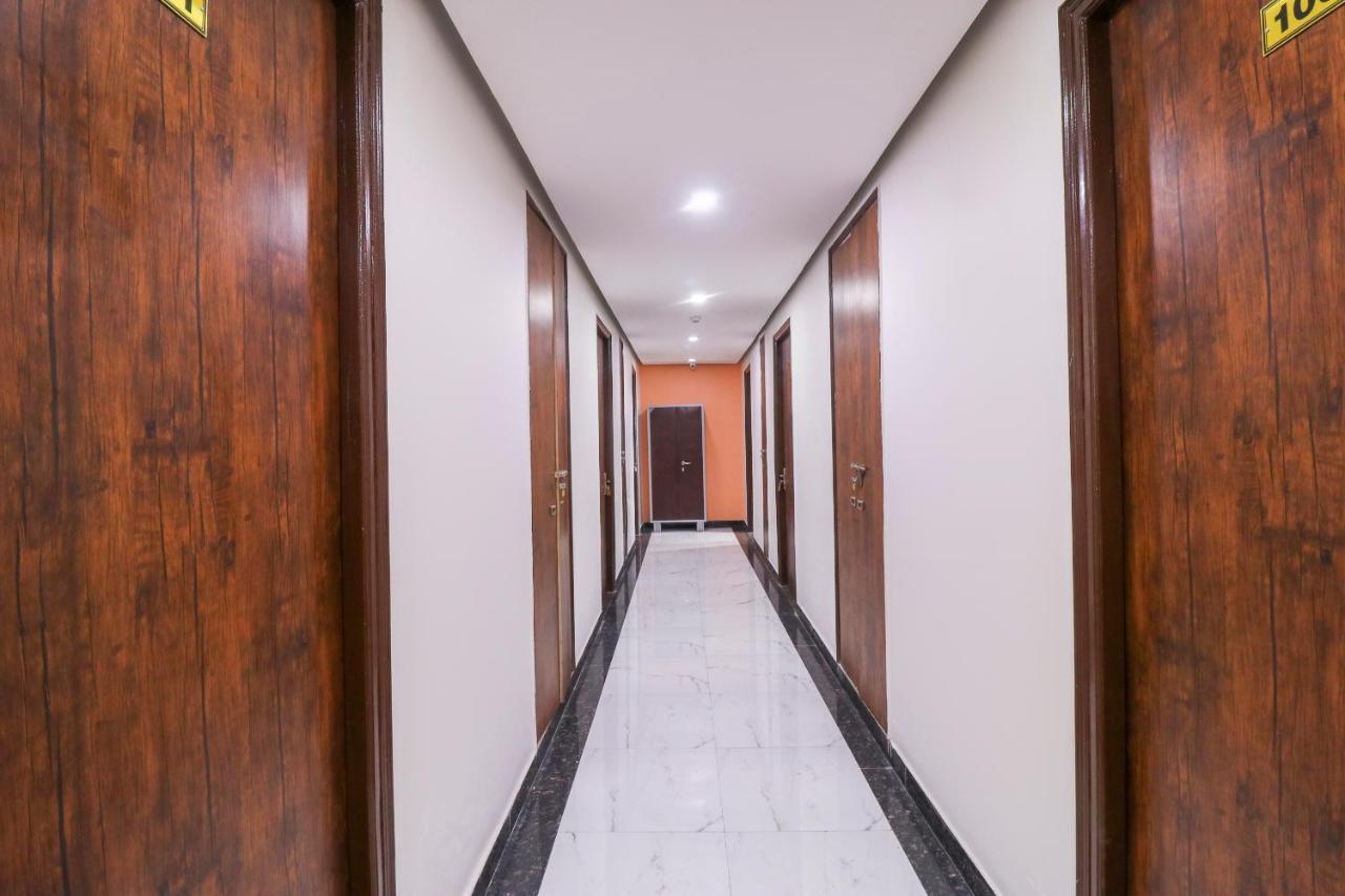 Hotel Oyo Flagship 69860 Mastana Palace Varanasi Esterno foto